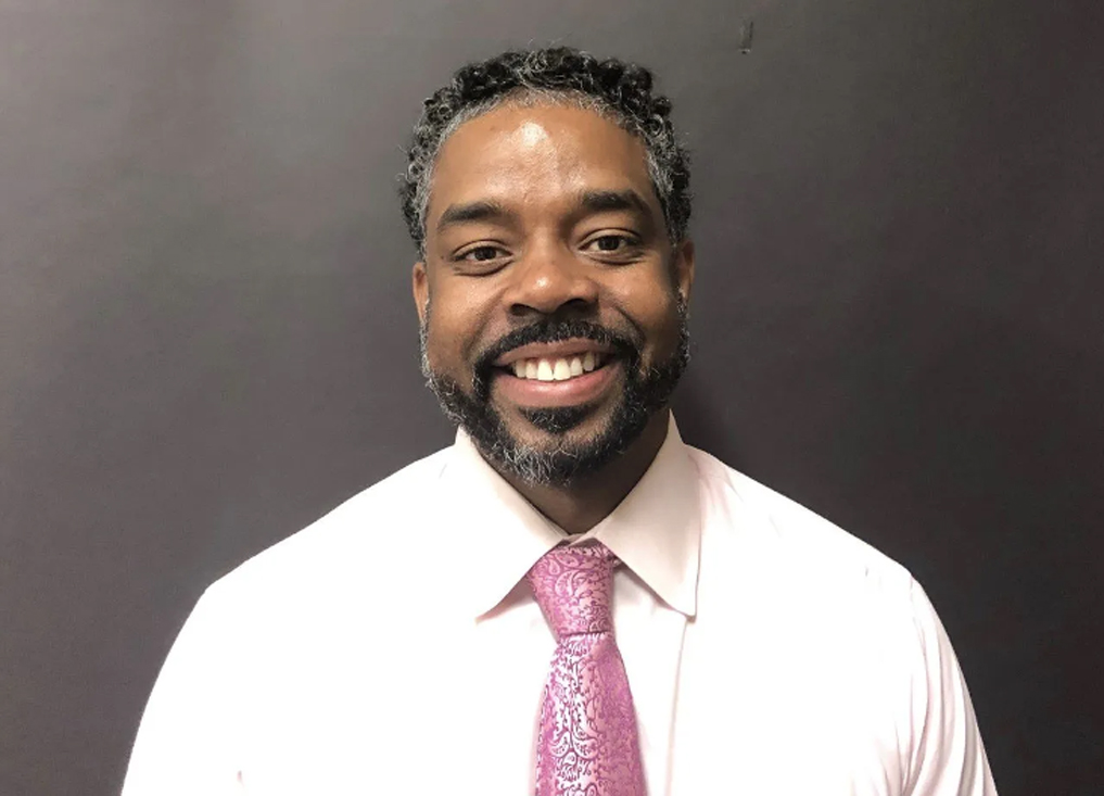 Barnes selected as JDCH graduation speaker Prentiss Headlight